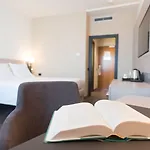Novotel 2 4*