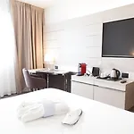 Novotel Due Hotell 4*