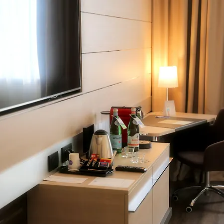 Novotel 2 Hotel 4*
