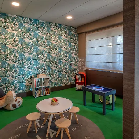 Hotel Novotel Due 4*