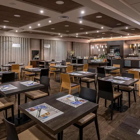Novotel 2 4*