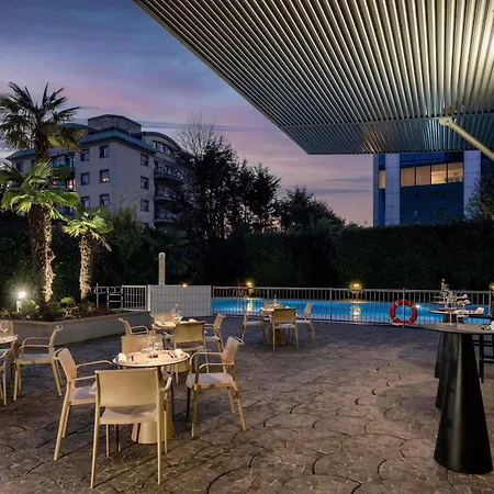 Novotel 2 4*