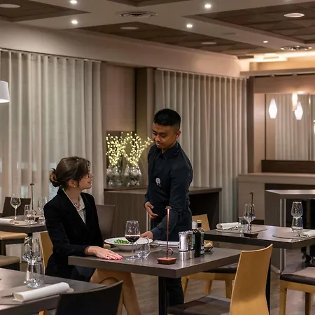 Novotel 2