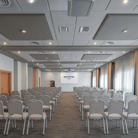 Hotel Novotel Due 4*