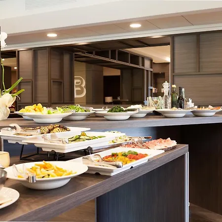Novotel 2 Hotel
