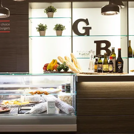 Novotel Due 4* Брешия