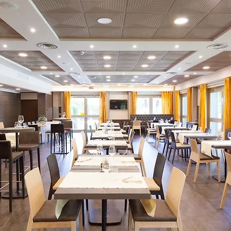 Novotel Due 4*